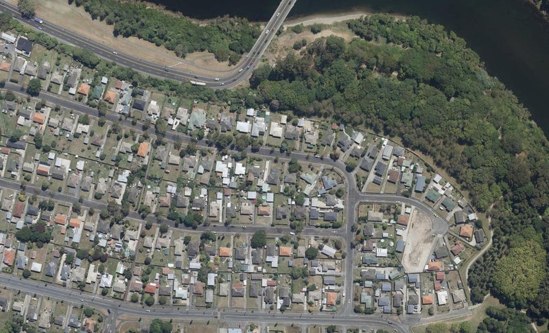 52 Montgomery Crescent, Bader, Hamilton - Carousel 1
