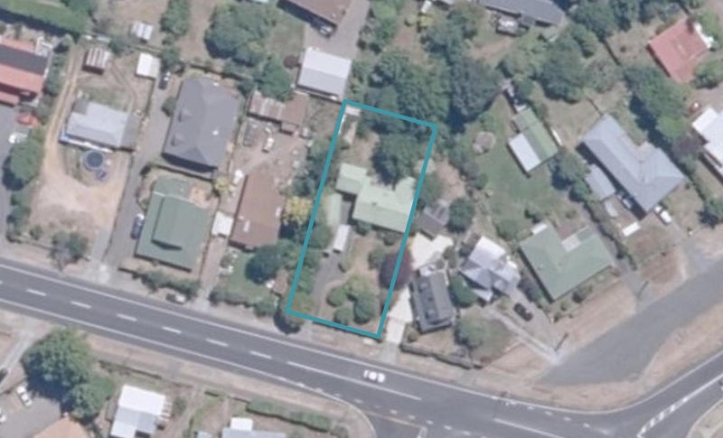160 Te Heuheu Street, Taupo - Carousel 1