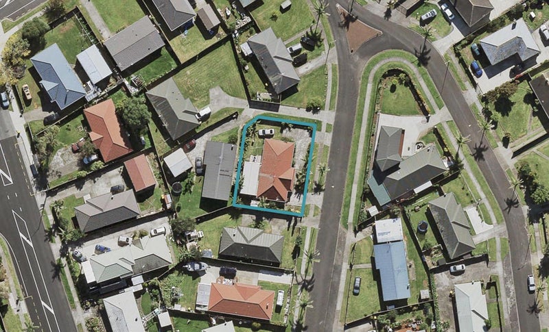 9 Tua Place, Favona, Auckland - Carousel 1