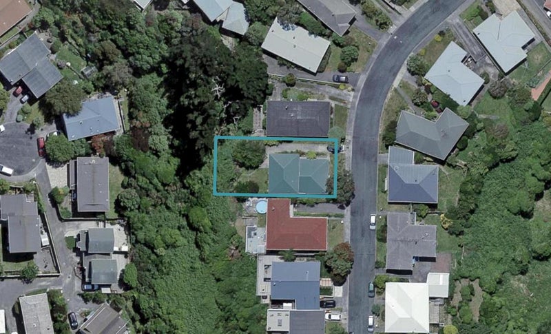 18 Rossport Street, Johnsonville, Wellington - Carousel 1