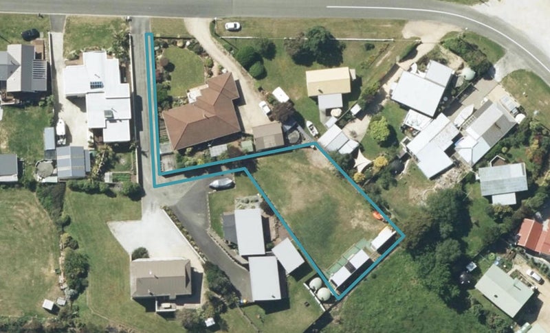 17 Selwyn Street, Pohara - Carousel 1