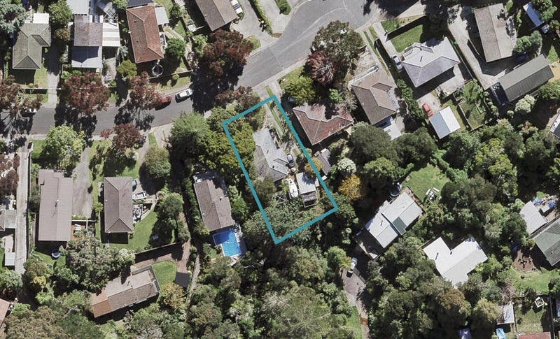 21 Beaudine Avenue, Glenfield, Auckland - Carousel 1