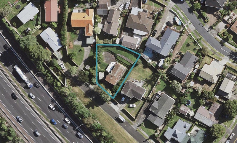 7 Peguero Place, Totara Heights, Auckland - Carousel 1