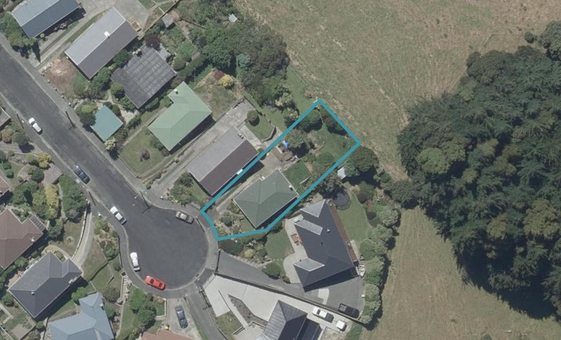 35 Truby King Crescent, Liberton, Dunedin - Carousel 1
