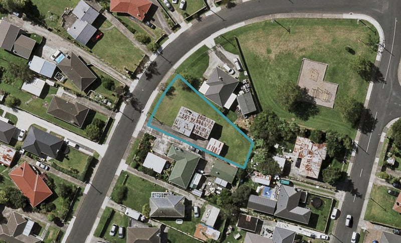 6 Crown Crescent, Otara, Auckland - Carousel 1
