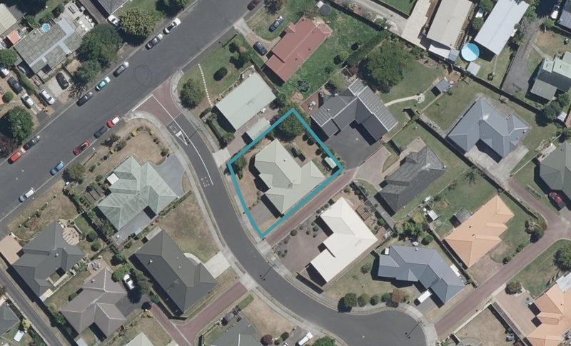 3 Mews Place, Forest Lake, Hamilton - Carousel 1