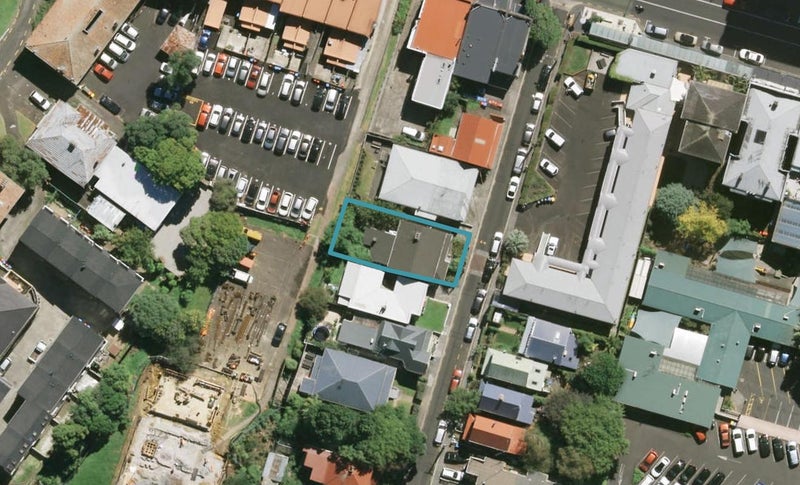 68 Seafield View Road, Grafton, Auckland - Carousel 1