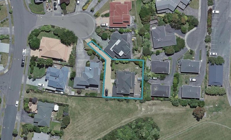 6 Ridley Green, Churton Park, Wellington - Carousel 1