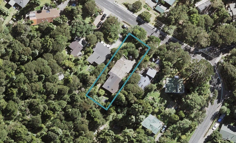 143 Laingholm Drive, Laingholm, Auckland - Carousel 1