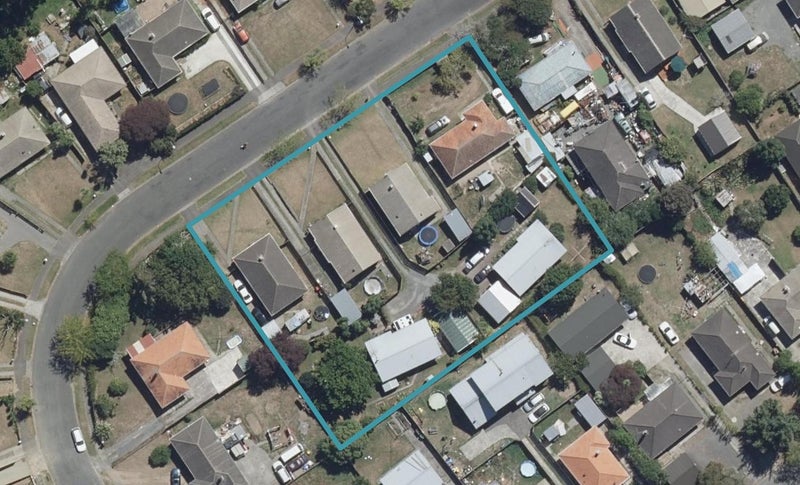 62 Norrie Street, Bader, Hamilton - Carousel 1
