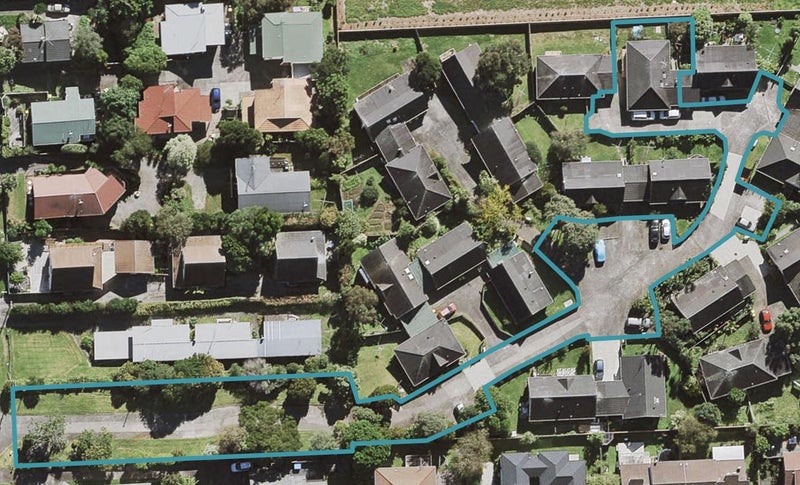 9L Aorangi Place, Birkenhead, Auckland - Carousel 1