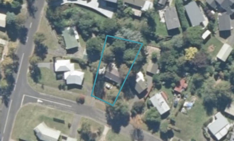 4 Irwin Place, Kinloch, Taupō - Carousel 1
