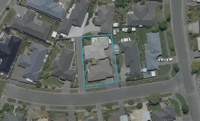 1/6 Amdale Avenue, Broomfield, Christchurch - Carousel 1
