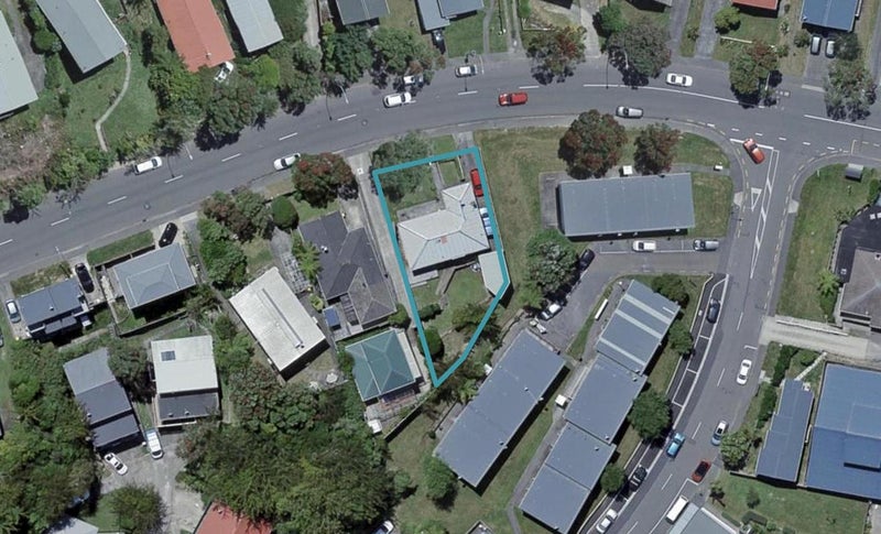23 Stewart Drive, Newlands, Wellington - Carousel 1