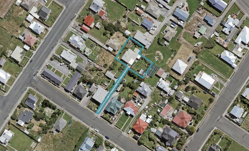 17A Spencer Street, Bluff, Bluff - Carousel 1
