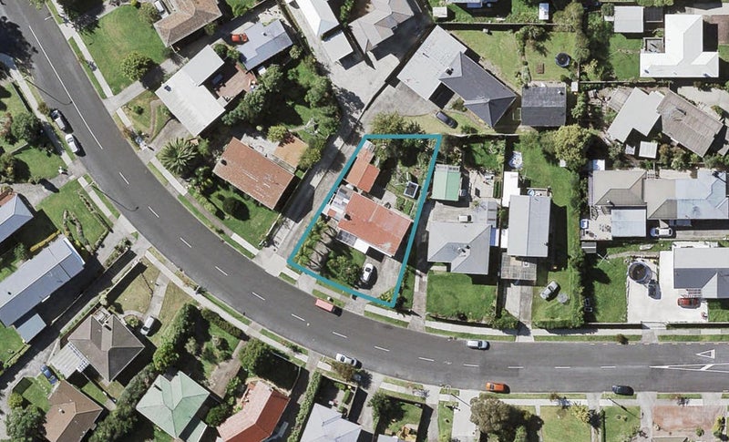 48 Larne Avenue, Pakuranga Heights, Auckland - Carousel 1