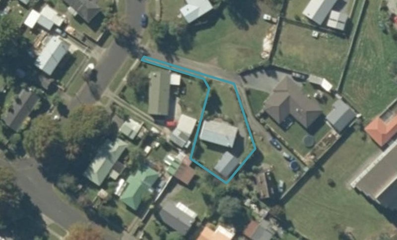 3/2 Poihaere Street, Tūrangi - Carousel 1