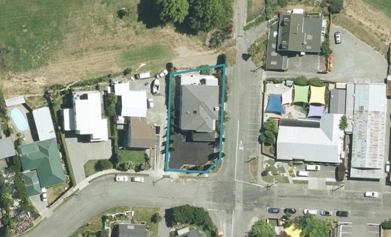 10 John Street, Blenheim - Carousel 1