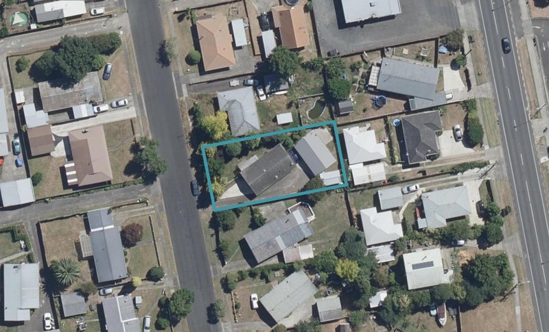 19 Oakfield Crescent, Pukete, Hamilton - Carousel 1
