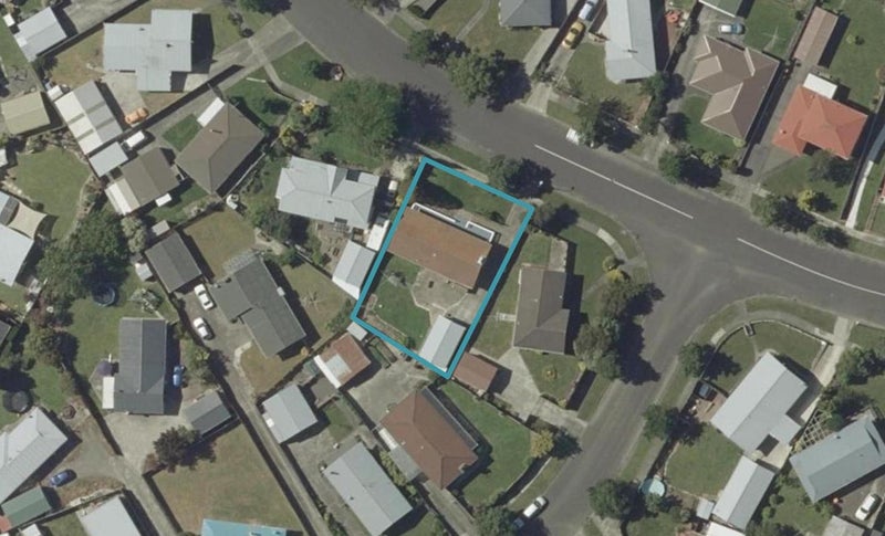 28 Hillcrest Drive, Kelvin Grove, Palmerston North - Carousel 1