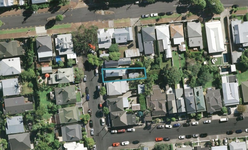64 Clarence Street, Ponsonby, Auckland - Carousel 1