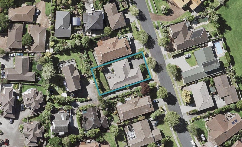 5 Leicester Parade, Somerville, Manukau - Carousel 1
