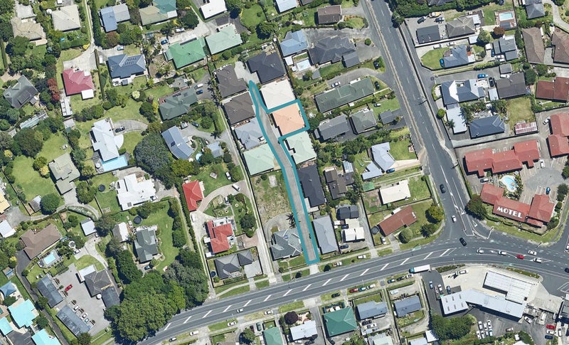 8 Verona Way, Judea, Tauranga - Carousel 1