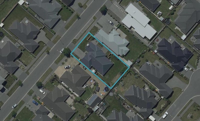 24 Mariposa Crescent, Aidanfield, Christchurch - Carousel 1