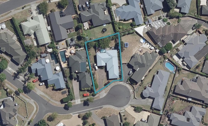 7 Flora Way, Rototuna, Hamilton - Carousel 1