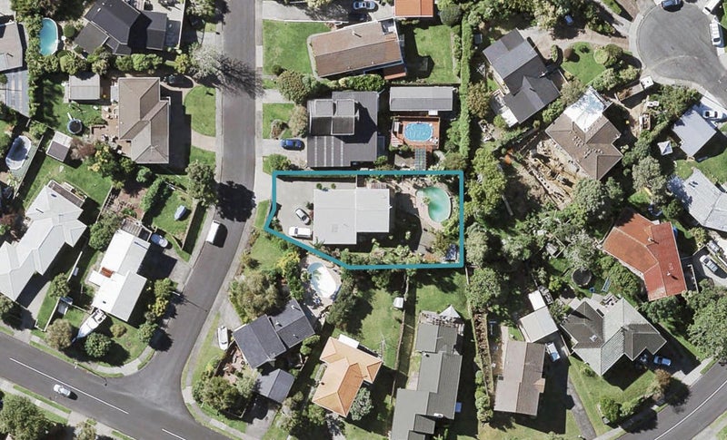3 Judkins Crescent, Cockle Bay, Auckland - Carousel 1