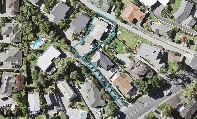 10 Gills Road, Bucklands Beach, Auckland - Carousel 1