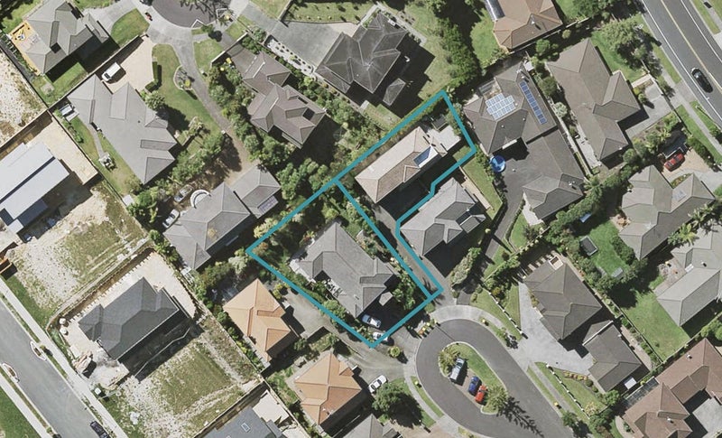 11B Carrigans Close, Pinehill, Auckland - Carousel 1