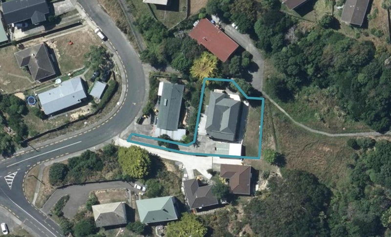 32 Downes Street, Titahi Bay, Porirua - Carousel 1
