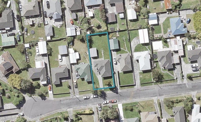 10 Edmonds Street, Wainuiomata, Lower Hutt - Carousel 1
