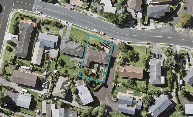 1/7 Meadway, Sunnyhills, Auckland - Carousel 1