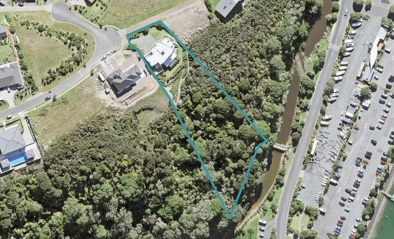 44 Balboa Drive, Matakatia, Whangaparaoa - Carousel 1