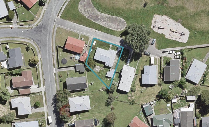 26 Speargrass Grove, Timberlea, Upper Hutt - Carousel 1