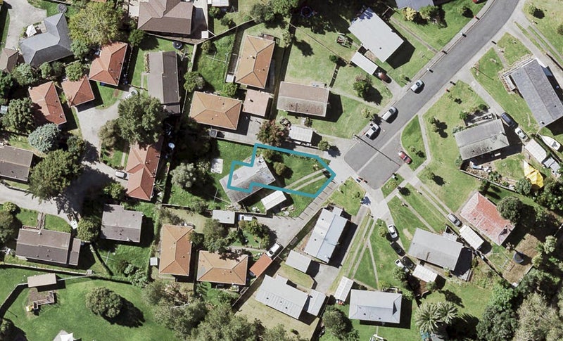 9A Concord Place, Glen Innes, Auckland - Carousel 1