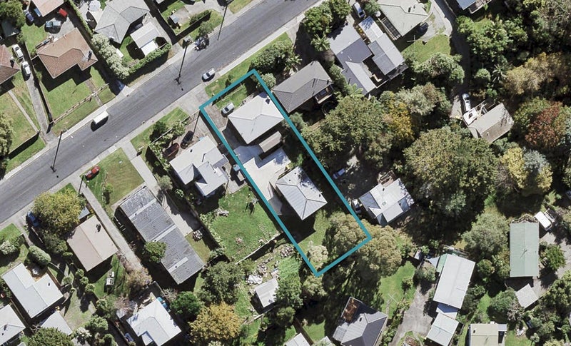 2/27 Lancaster Road, Beach Haven, Auckland - Carousel 1