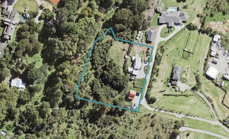 641A West Coast Road, Oratia, Auckland - Carousel 1