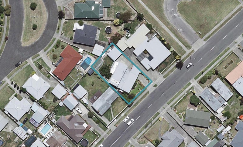 4 York Avenue, Tamatea, Napier - Carousel 1