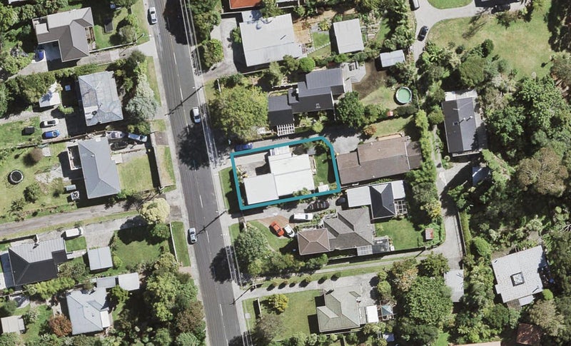 146 Atkinson Road, Titirangi, Auckland - Carousel 1