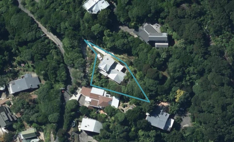 74 Cluny Road, Plimmerton, Porirua - Carousel 1