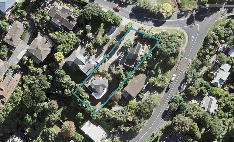 1/24 Carlisle Road, Browns Bay, Auckland - Carousel 1