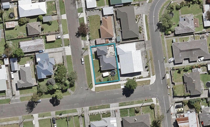 2 Willow Grove, Ebdentown, Upper Hutt - Carousel 1