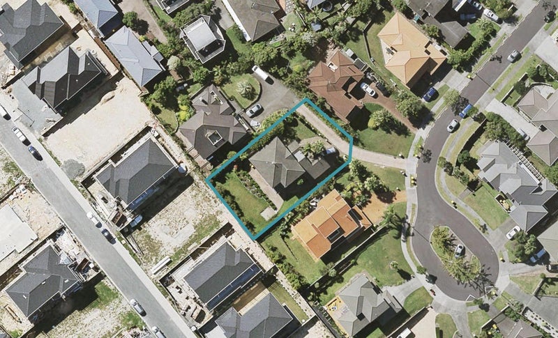 16 Carrowmore, Pinehill, Auckland - Carousel 1