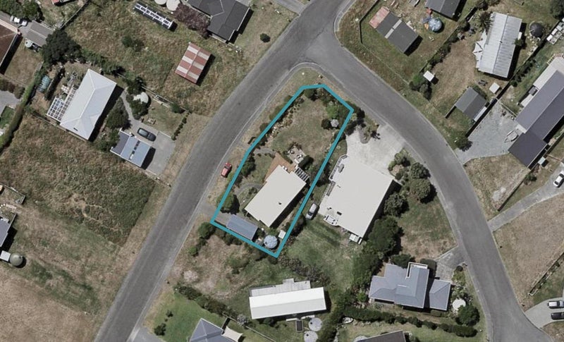 1 Sylvia Way, Te Horo Beach - Carousel 1