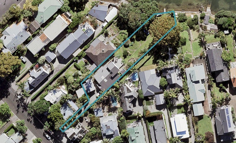 1 Kotare Avenue, Westmere, Auckland - Carousel 1