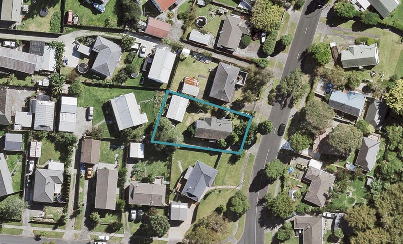 12 Luanda Drive, Ranui, Auckland - Carousel 1