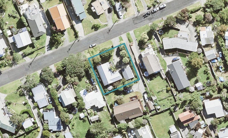 59 Elliston Crescent, Stanmore Bay, Whangaparaoa - Carousel 1